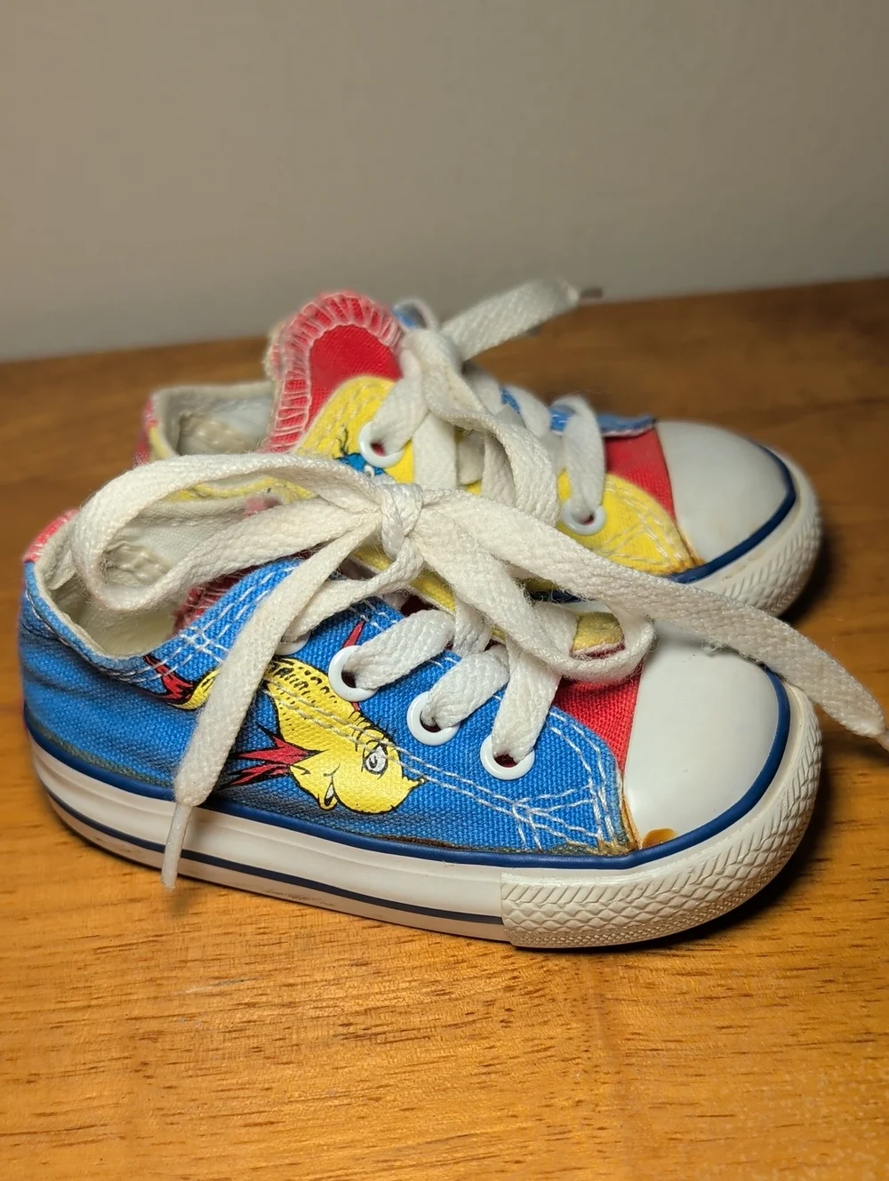 Converse All Star Limited Edition Dr. Seuss Sneakers 1 Fish 2 Fish Toddler US 4